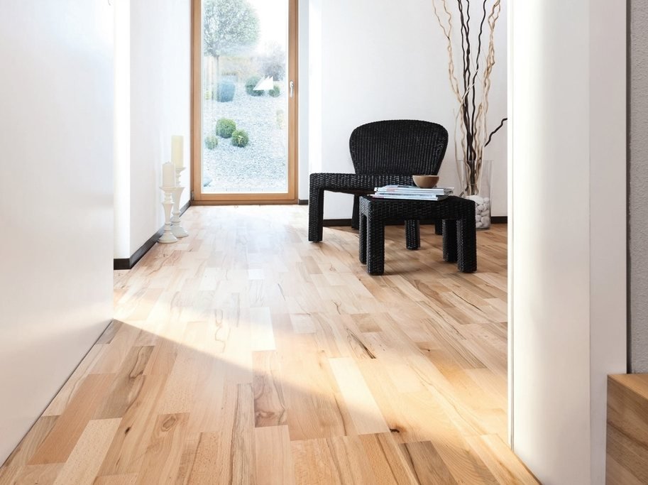 HARO Parketgulv 3-stav - Dampet Bg Favorit med klar naturaDur matlak - Bredde 180 mm 