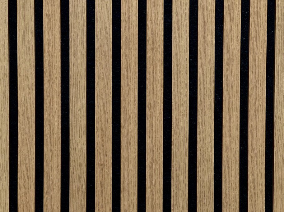 Akustikpanel - Oljerad Ek m. svart bakgrund - 60 x 240 cm