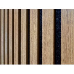 Akustikpanel - Oljerad Ek m. svart bakgrund - 60 x 240 cm