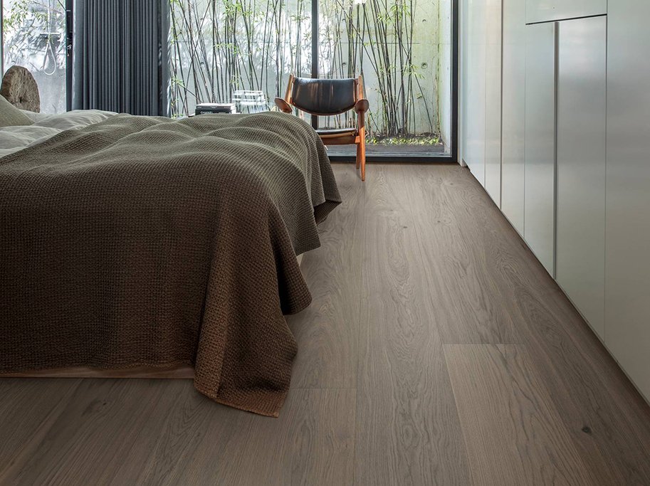 Bjelin Plankegulv - Woodura b�rstet Eg EKEBORG 3.0 XXL med Mineral Grey matlak - Bredde 271 mm