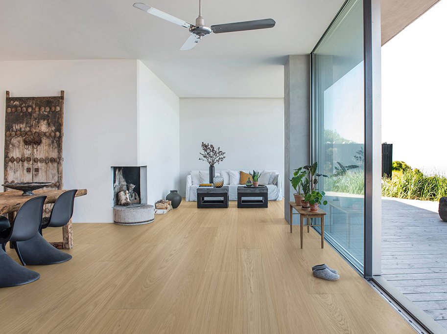 Bjelin Plankegulv - Woodura Eg LOSHULT 3.0 XXL med Misty White pro matlak - Bredde 271 mm