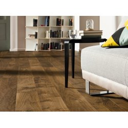 HARO Plankegulv - Amerikansk Valnd med klar olie - Bredde 180 mm