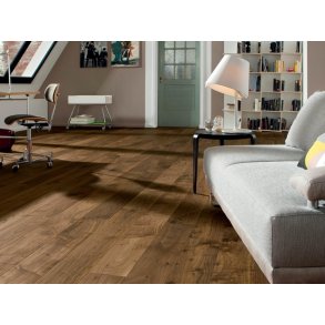 HARO Plankegulv - Amerikansk Valnd med klar olie - Bredde 180 mm