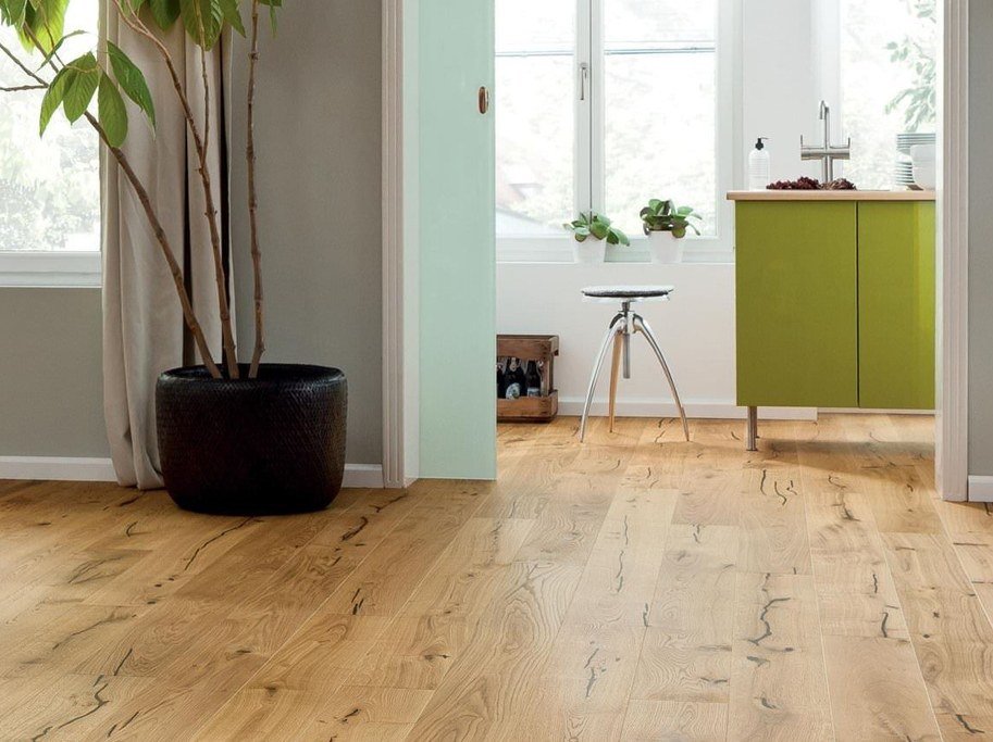 HARO Plankegulv - Brstet Eg Alabama med klar olie - Bredde 180 mm