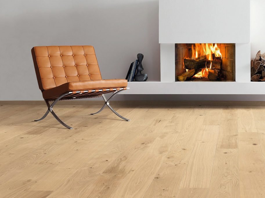 HARO Plankegulv - Brstet Eg Invisible Universal med naturaDur matlak - Bredde 180 mm