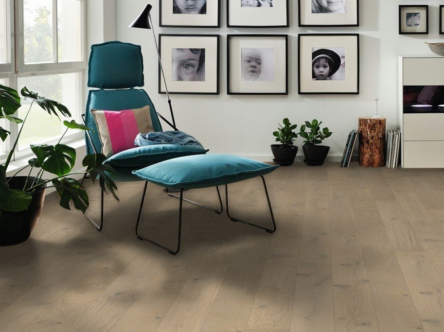 HARO Plankegulv - Brstet Eg Sandgr Universal med olie - Bredde 180 mm