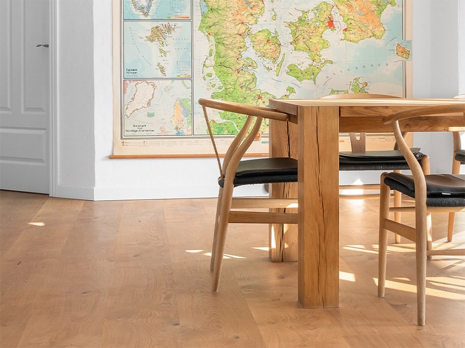 Massivt Plankegulv 22 mm - Ubehandlet Eg Natur - Bredde 180 mm