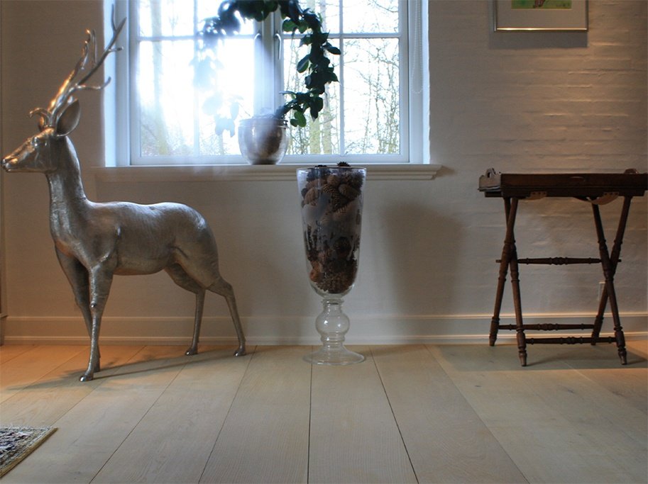 Massivt Plankegulv 30 mm - Ubehandlet Eg Select - Bredde 130 mm