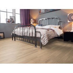 Parketgulv 3-stav - Brstet Eg Sun med hvid naturaDur matlak - Bredde 180 mm