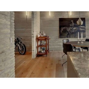 Plankegulv - Brstet Eg Rustik med klar matlak - Bredde 300 mm