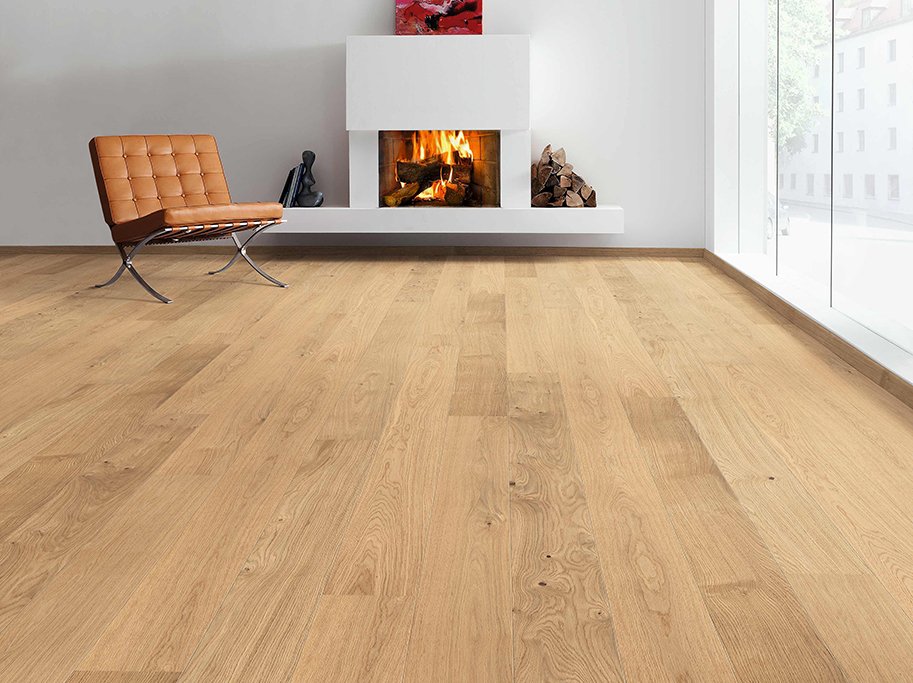 HARO Plankegulv - Brstet Eg Markant med klar matlak - Bredde 180 mm