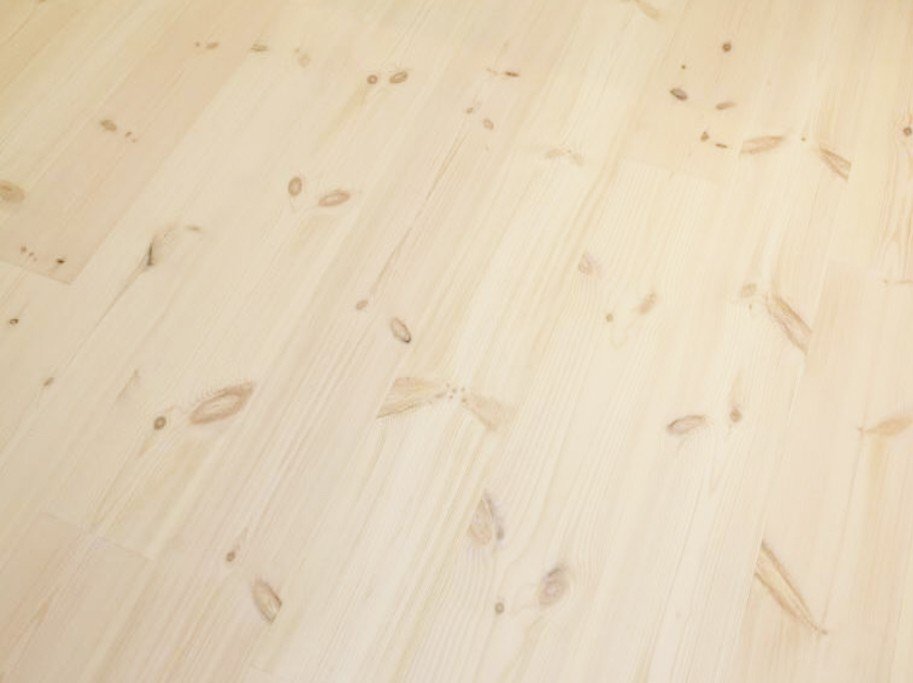 Restparti - Plankegulv - Fyr med lud og hvidolie - I alt 23,47 m2 - Spar 28 %