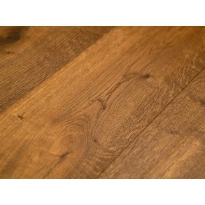 Plankegulv - Herregrdsplank i brstet Rget Eg med klar olie - Bredde 260 mm