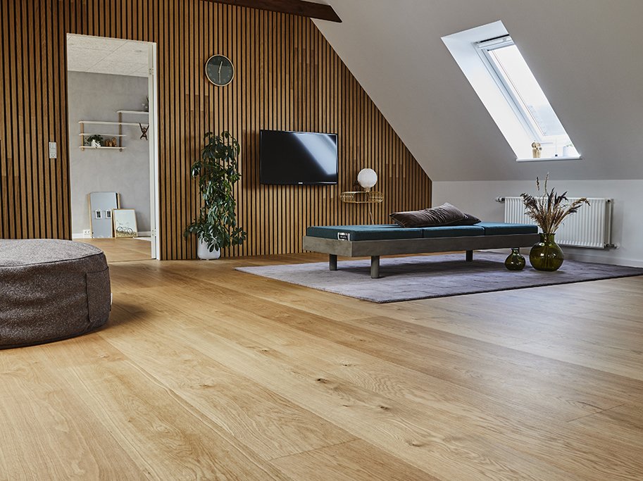 Restparti - Plankegulv - Innoplank Eg Accent Natur med h�rdvoksolie - I alt 33,49 m2 - Spar 50 %