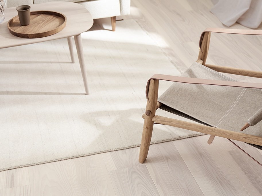 Slotsplank - Brstet Ask Accent med hvid matlak - Bredde 190 mm