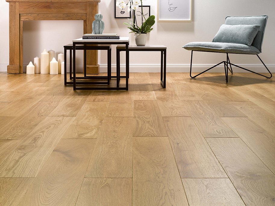 Plankegulv - B�rstet Natural Oak Original med klar matlak - Bredde 90 mm