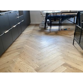 Sildeben med kliksystem - Brstet Eg Country med olie - Bredde 130 mm