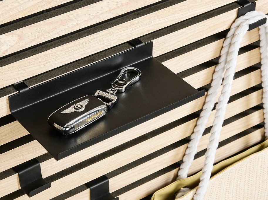 Lille sort hylde - 20 cm