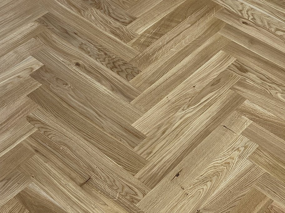 Stavparket - Let brstet Eg Country med klar matlak - Bredde 70 mm