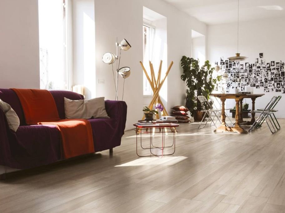 Vgg och golv kakel - Travel NorthWhite