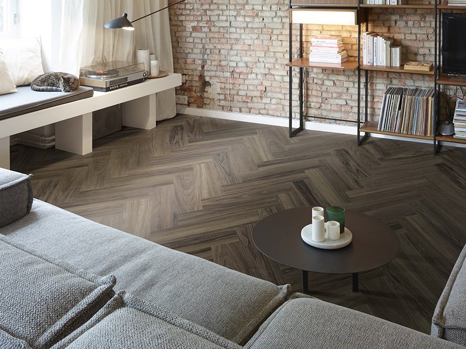 Coretec Naturals Vinylsildeben - Juglans - 604 x 151 x 8 mm